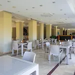 Hotel Tal