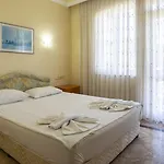 Tal Hotel 3*