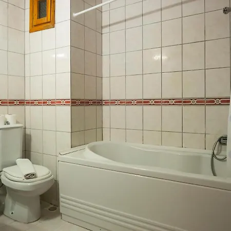 Отель Tal 3*